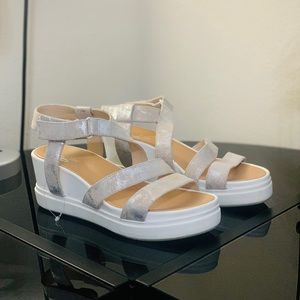 Dr. Scholls Sandals Women Brand New